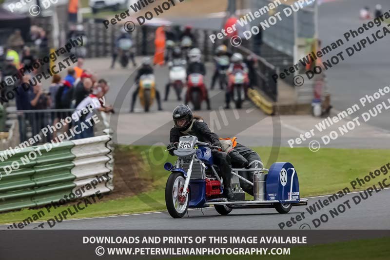 Vintage motorcycle club;eventdigitalimages;mallory park;mallory park trackday photographs;no limits trackdays;peter wileman photography;trackday digital images;trackday photos;vmcc festival 1000 bikes photographs